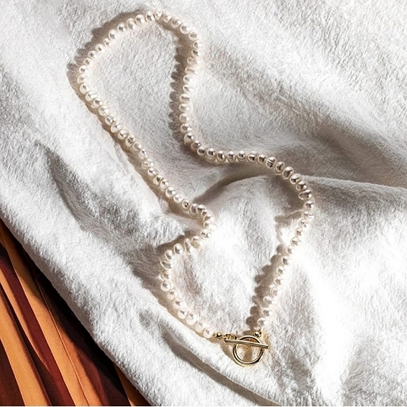 Free People Real Pearl Necklace - Picture 3 of 3